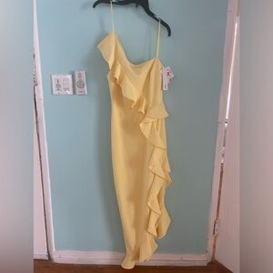 AQUA One Shoulder Scuba Crepe Ruffle Dress- Exclusivein Yellow Size 8